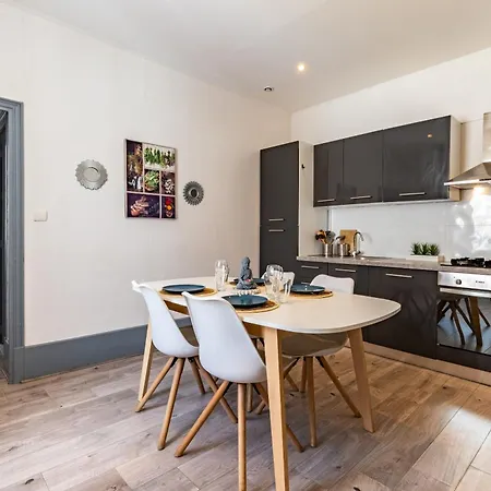 Le Duplex Dijonnais Дижон